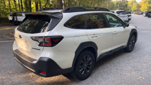 Used 2024 Subaru Outback Onyx Edition AWD/4WD image 9
