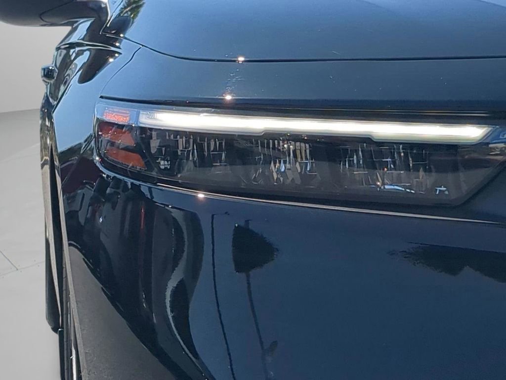 Certified 2025 Honda Accord SE image 10