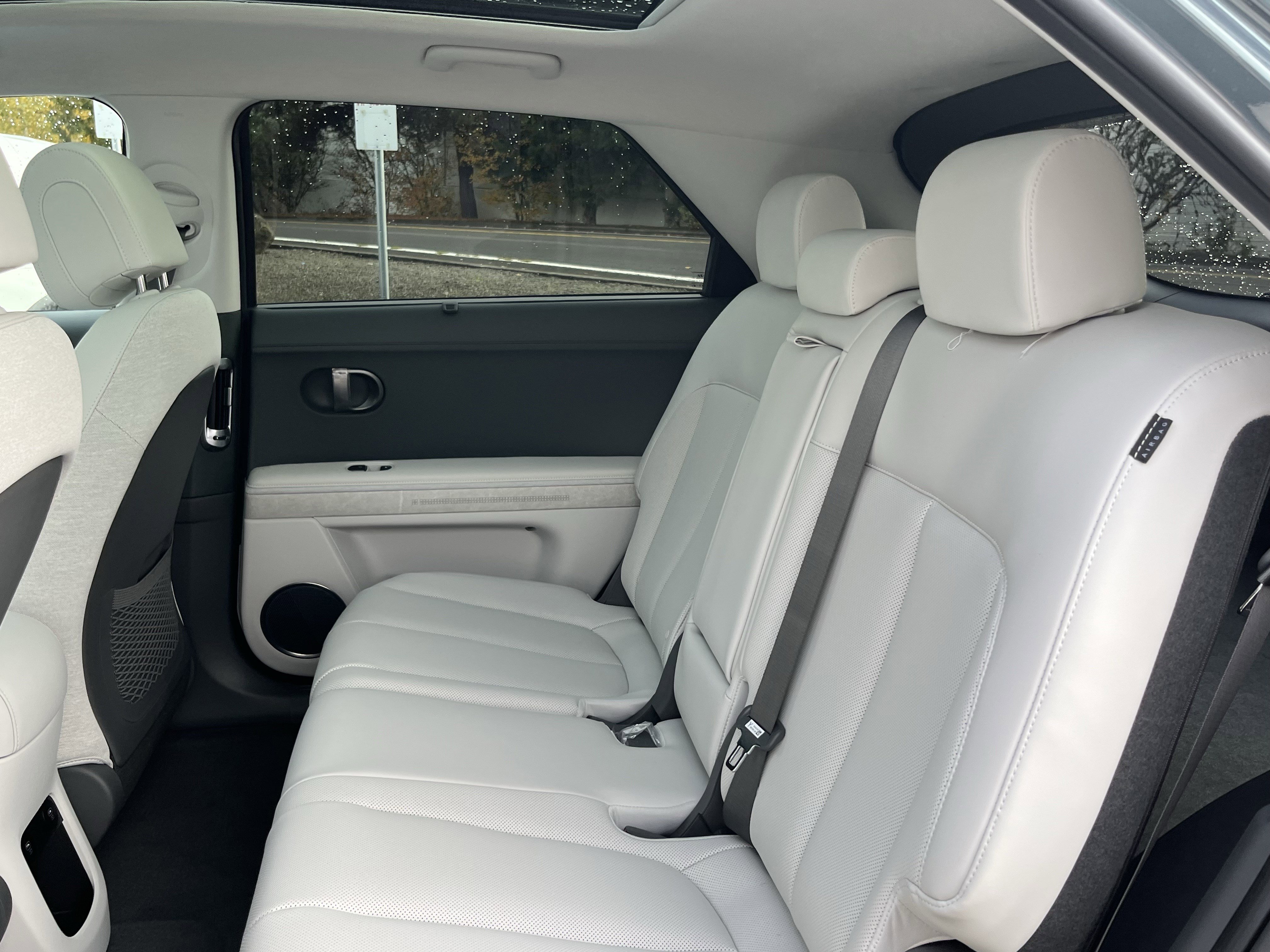 New 2026 Hyundai Ioniq 5 Limited image 14