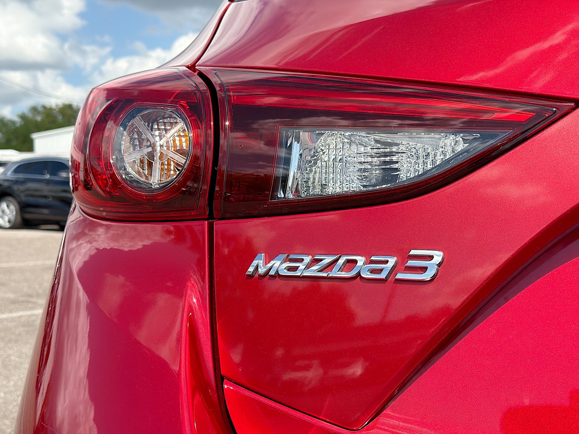 Used 2018 MAZDA MAZDA3 Grand Touring w/ Premium Equipment Package image 10