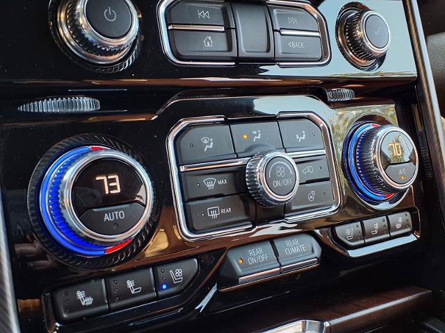 Used 2024 GMC Yukon Denali Ultimate AWD/4WD image 8