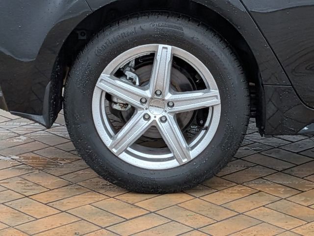 Used 2024 Toyota Corolla SE w/ SE Package image 9