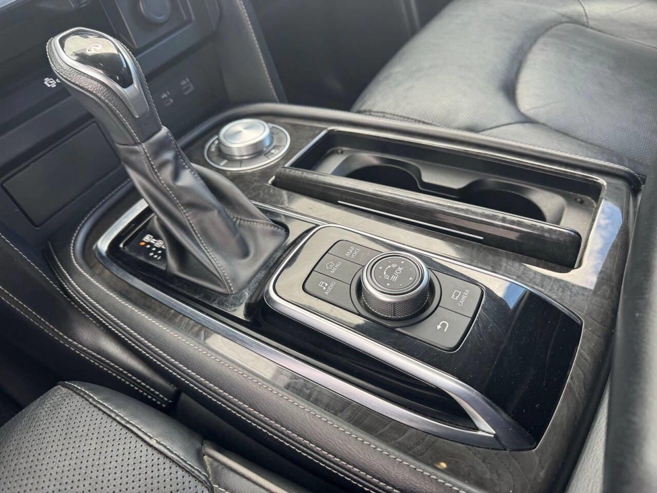 Used 2024 INFINITI QX80 Luxe image 29