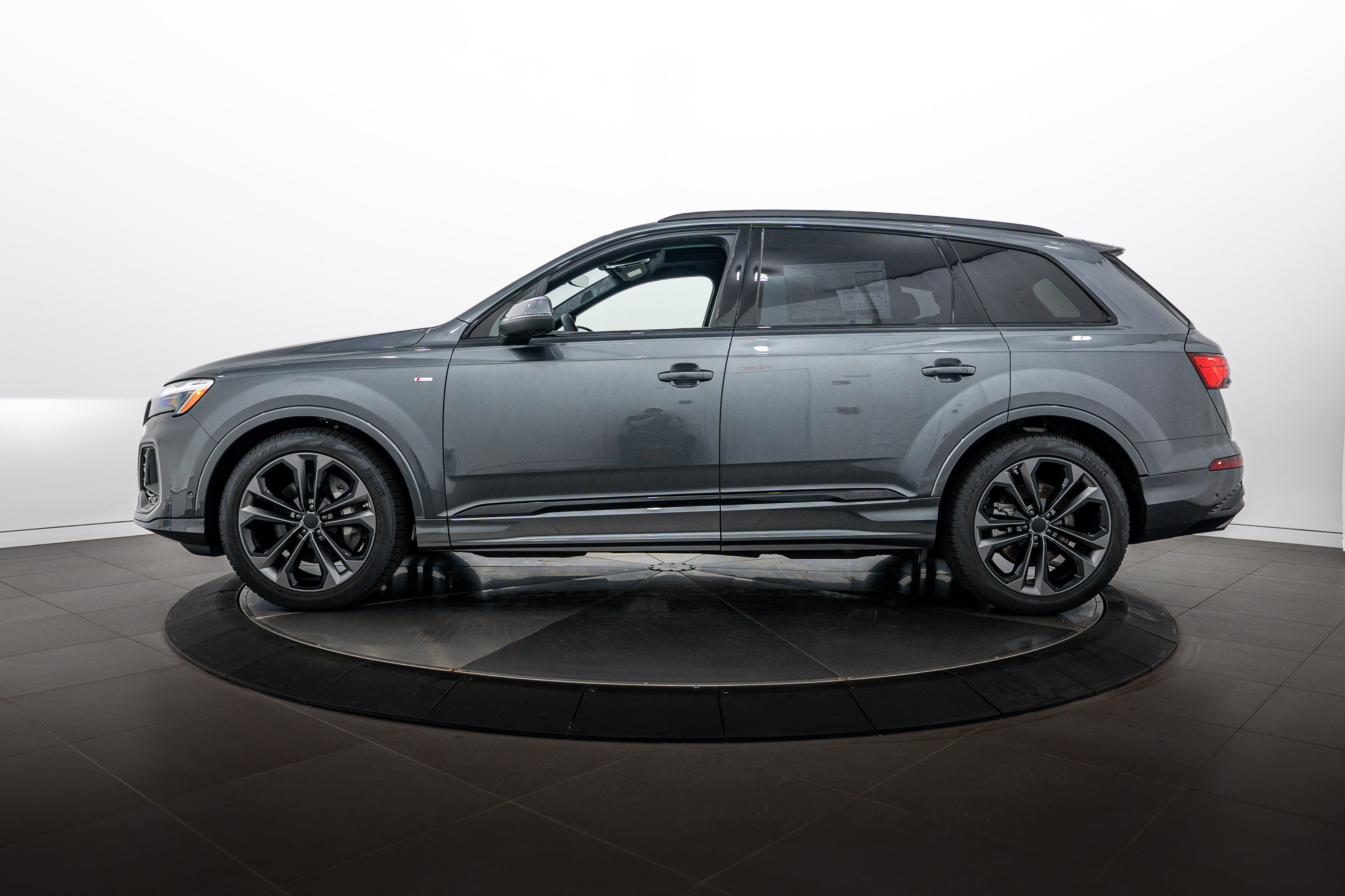 New 2026 Audi Q7 3.0T Prestige AWD/4WD image 7