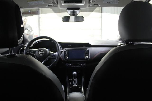 Used 2024 Nissan Kicks SR w/ SR Premium Package FWD image 18