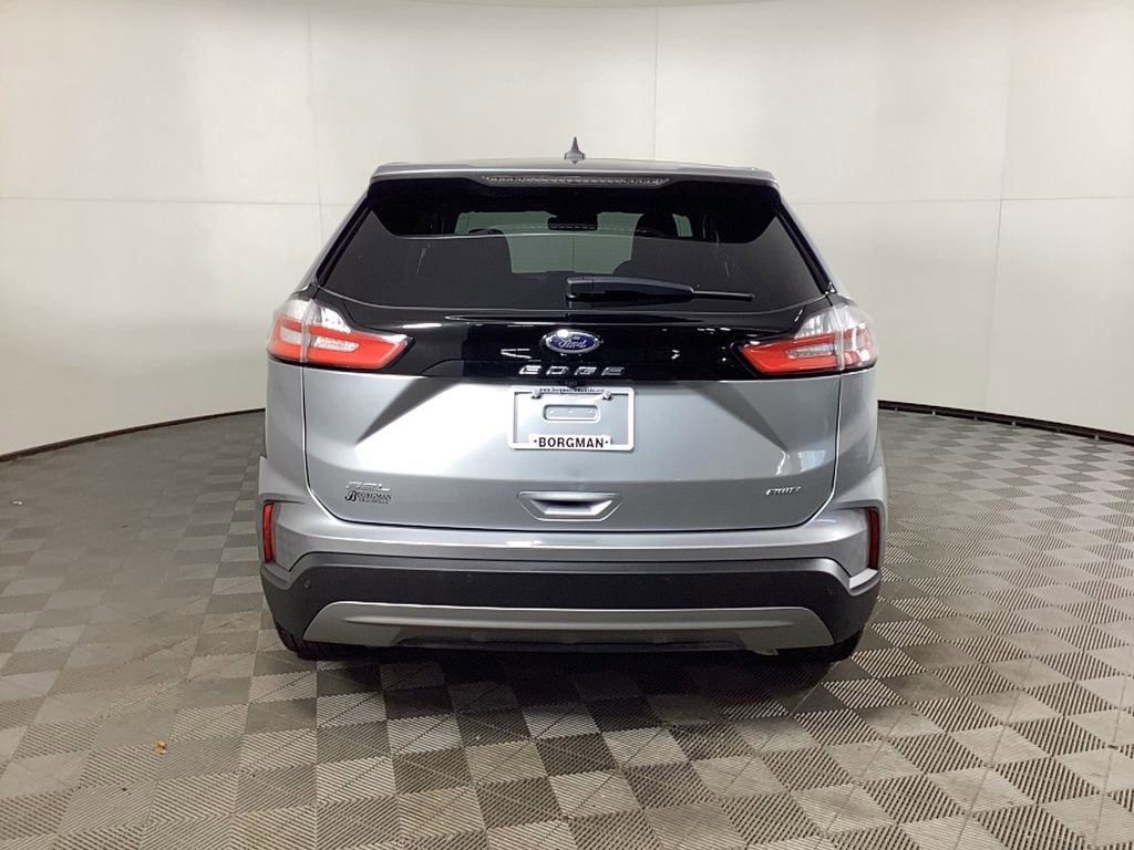 Used 2024 Ford Edge SEL image 3