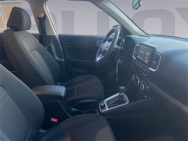Used 2020 Hyundai Venue SEL image 17