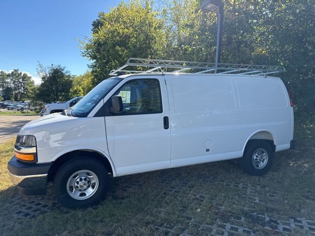 New 2025 Chevrolet Express 2500 w/ Driver Convenience Package image 2