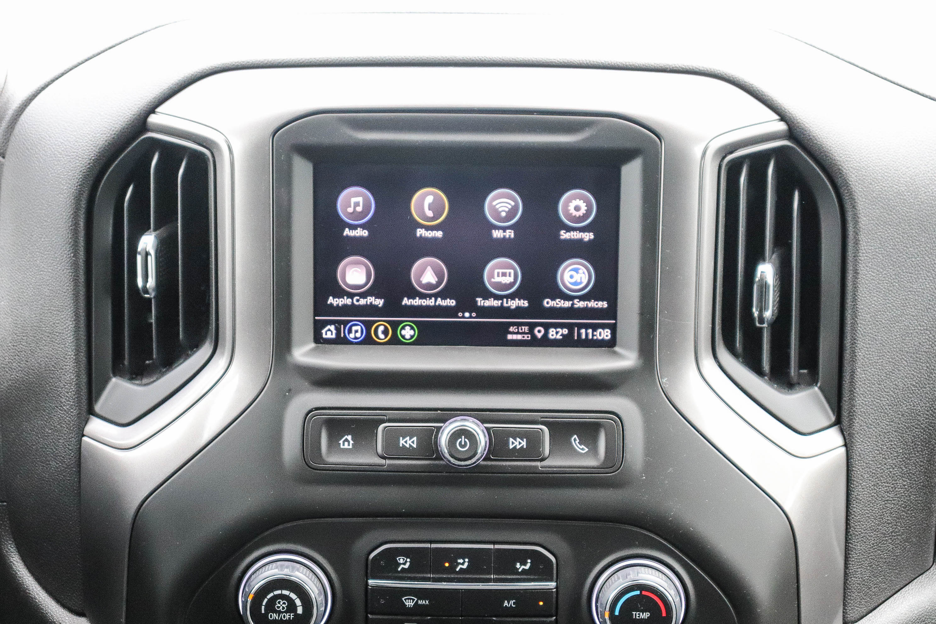 Used 2025 Chevrolet Silverado 1500 Custom w/ Turbomax Blackout Package RWD image 17