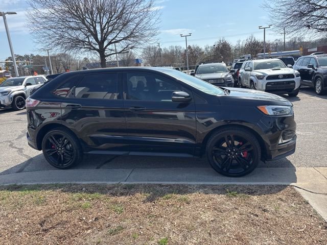 Used 2020 Ford Edge ST w/ Equipment Group 401A AWD/4WD image 6