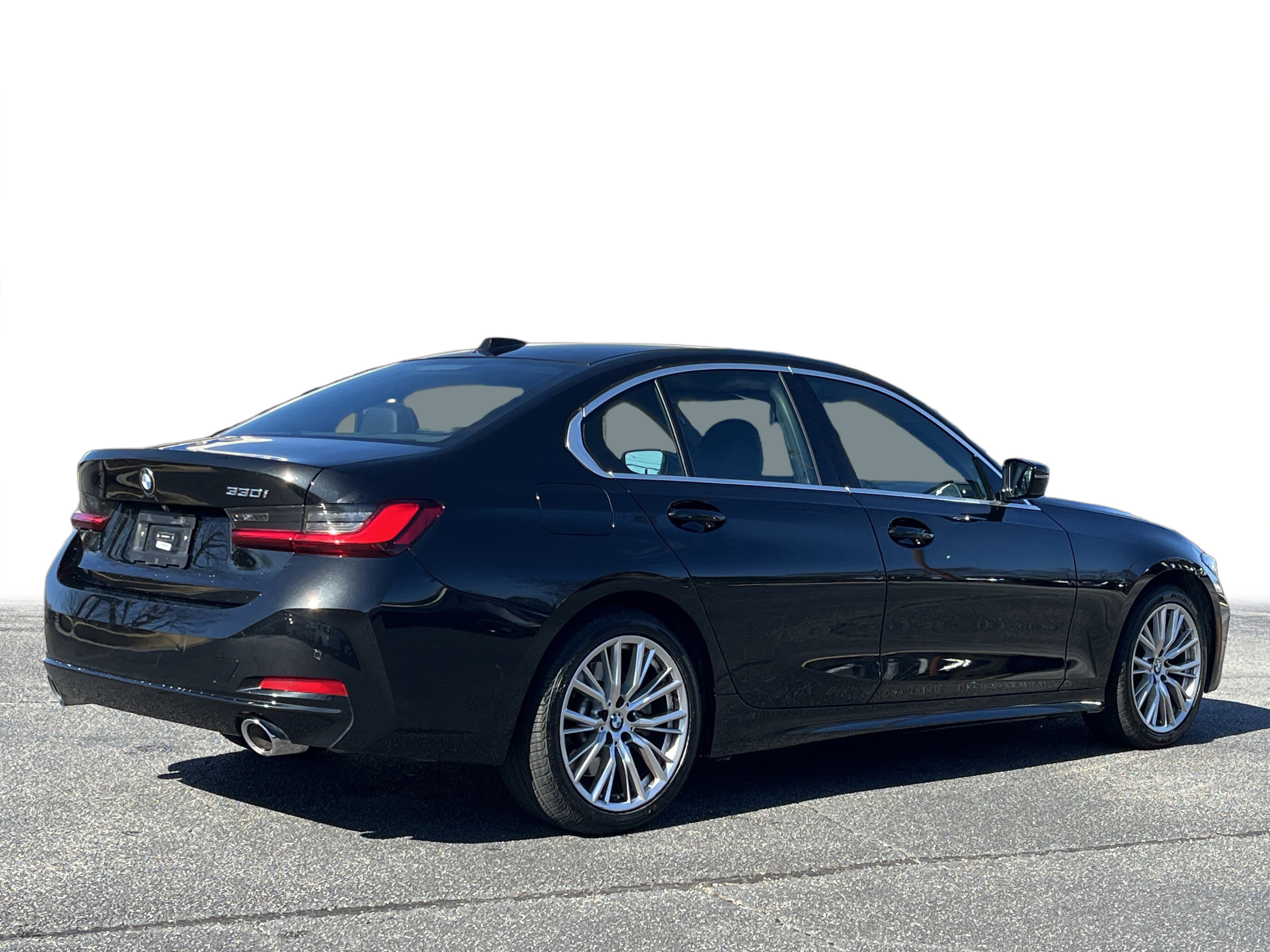 Used 2024 BMW 330i Sedan image 29