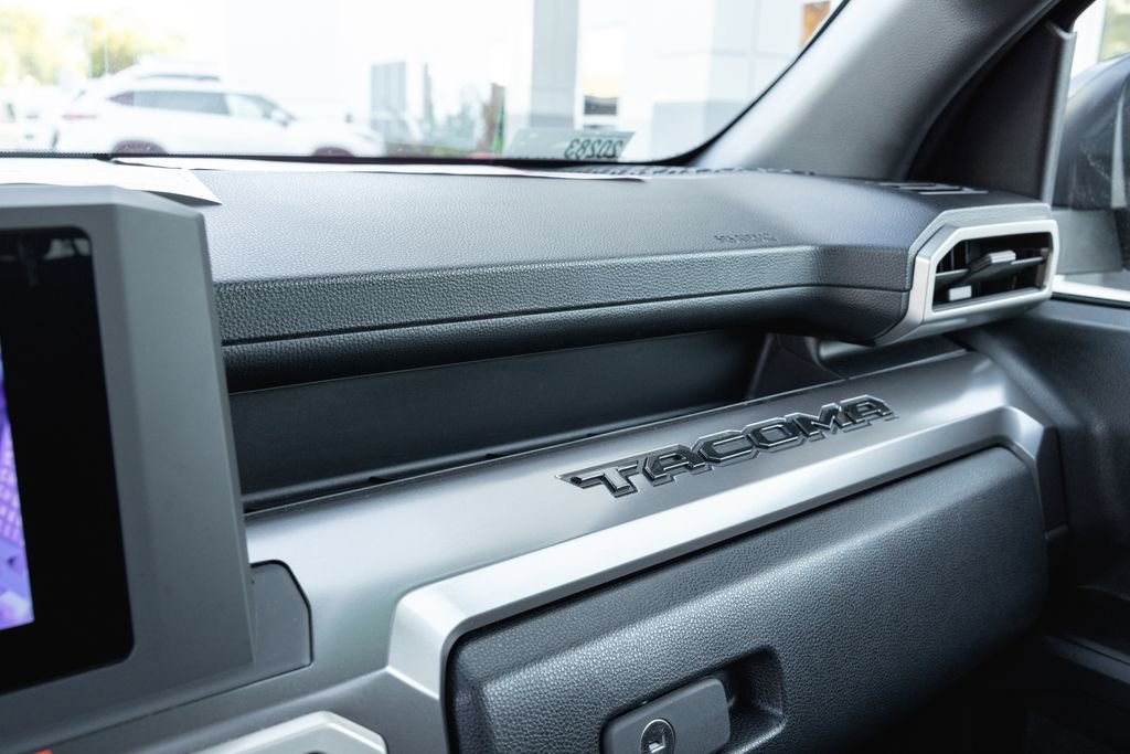 Certified 2025 Toyota Tacoma SR5 image 22