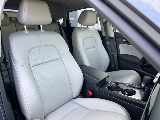 Used 2024 Honda Civic EX-L image 4