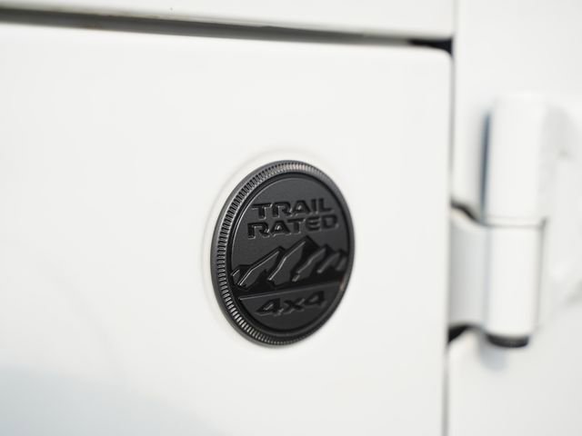 Certified 2024 Jeep Gladiator Sport image 36