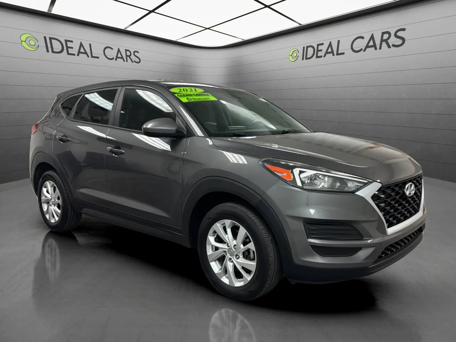 Used 2021 Hyundai Tucson SE w/ Cargo Package FWD image 3