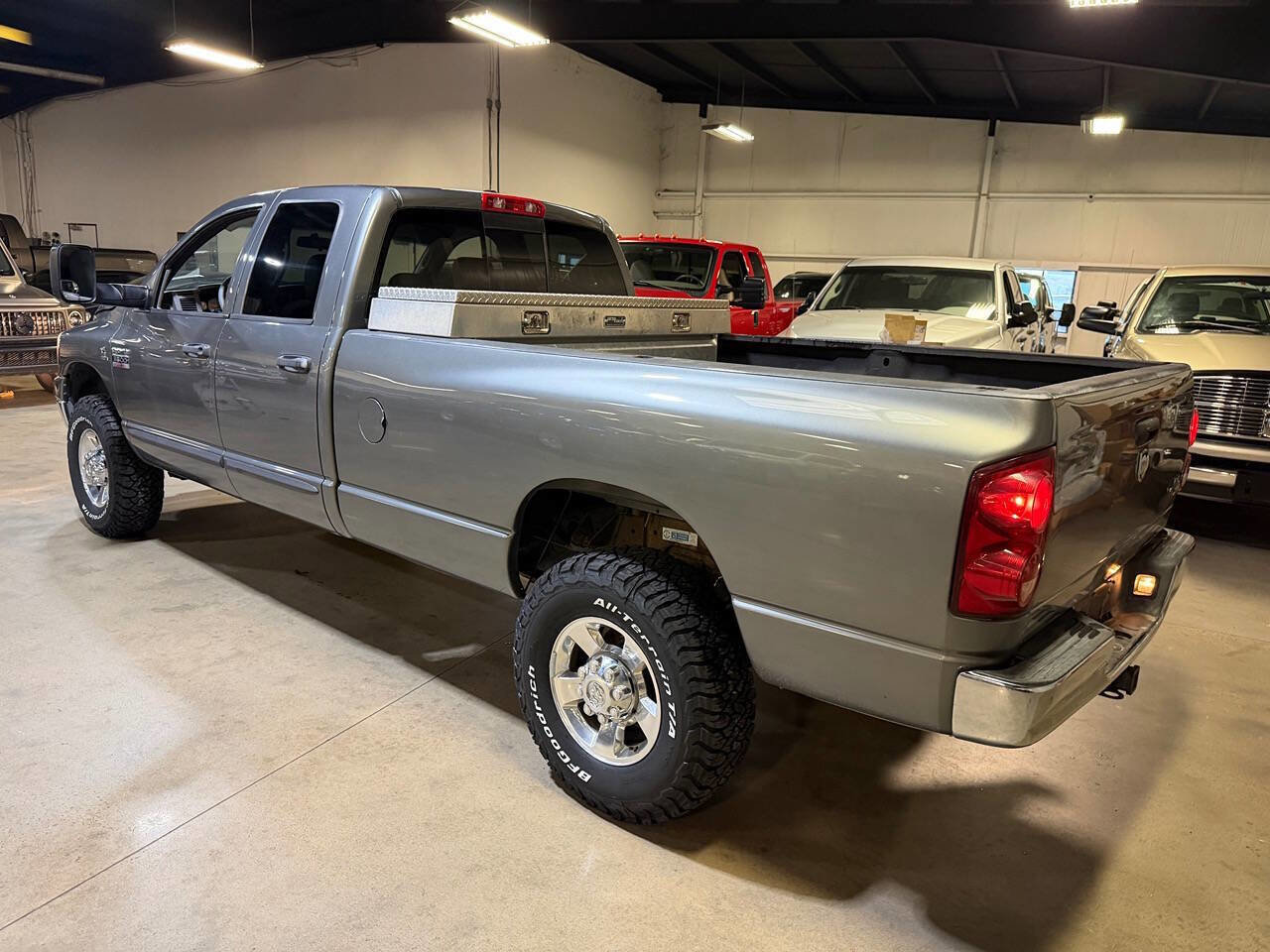 Used 2007 Dodge Ram 3500 Truck SLT w/ Quad Cab Big Horn Value Group AWD/4WD image 2