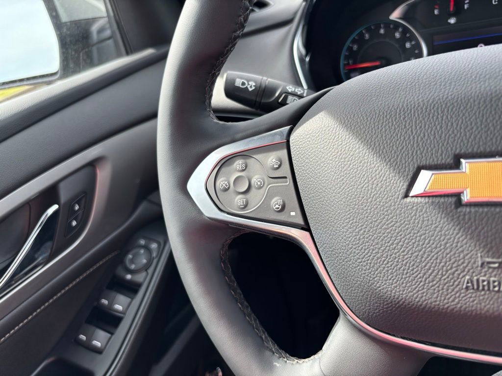 Used 2023 Chevrolet Traverse LT w/ LPO, Floor Liner Package FWD image 35