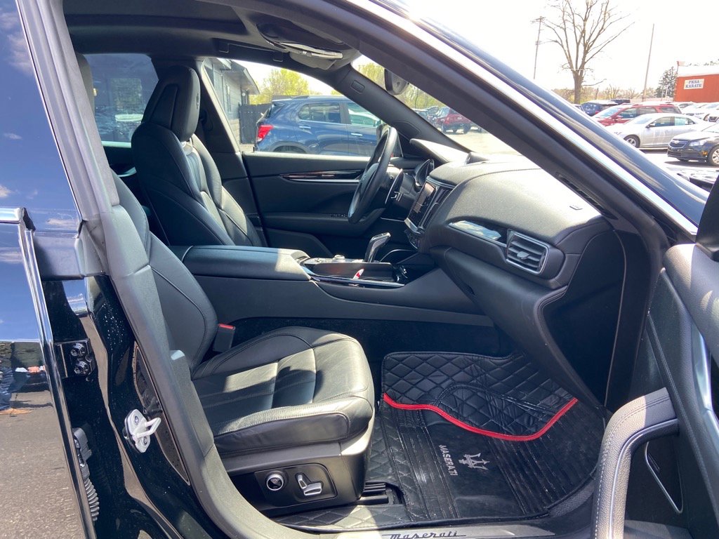 Used 2021 Maserati Levante GranSport image 13