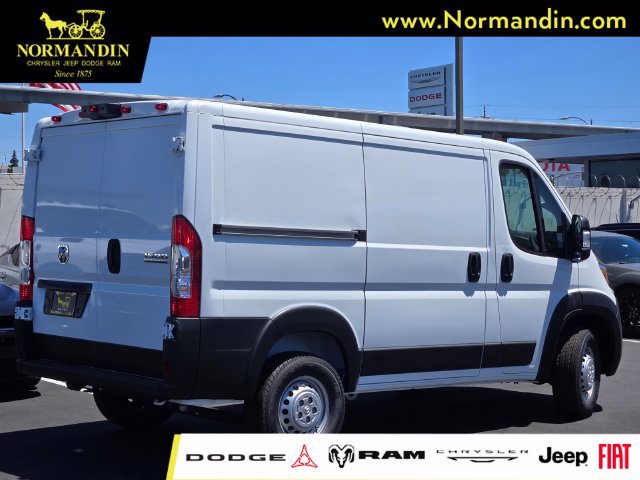 New 2026 RAM ProMaster 1500 w/ Convenience Group FWD image 4