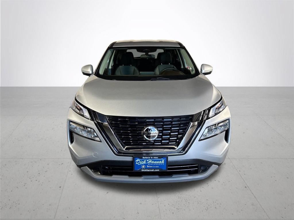 Used 2021 Nissan Rogue SV AWD/4WD image 3