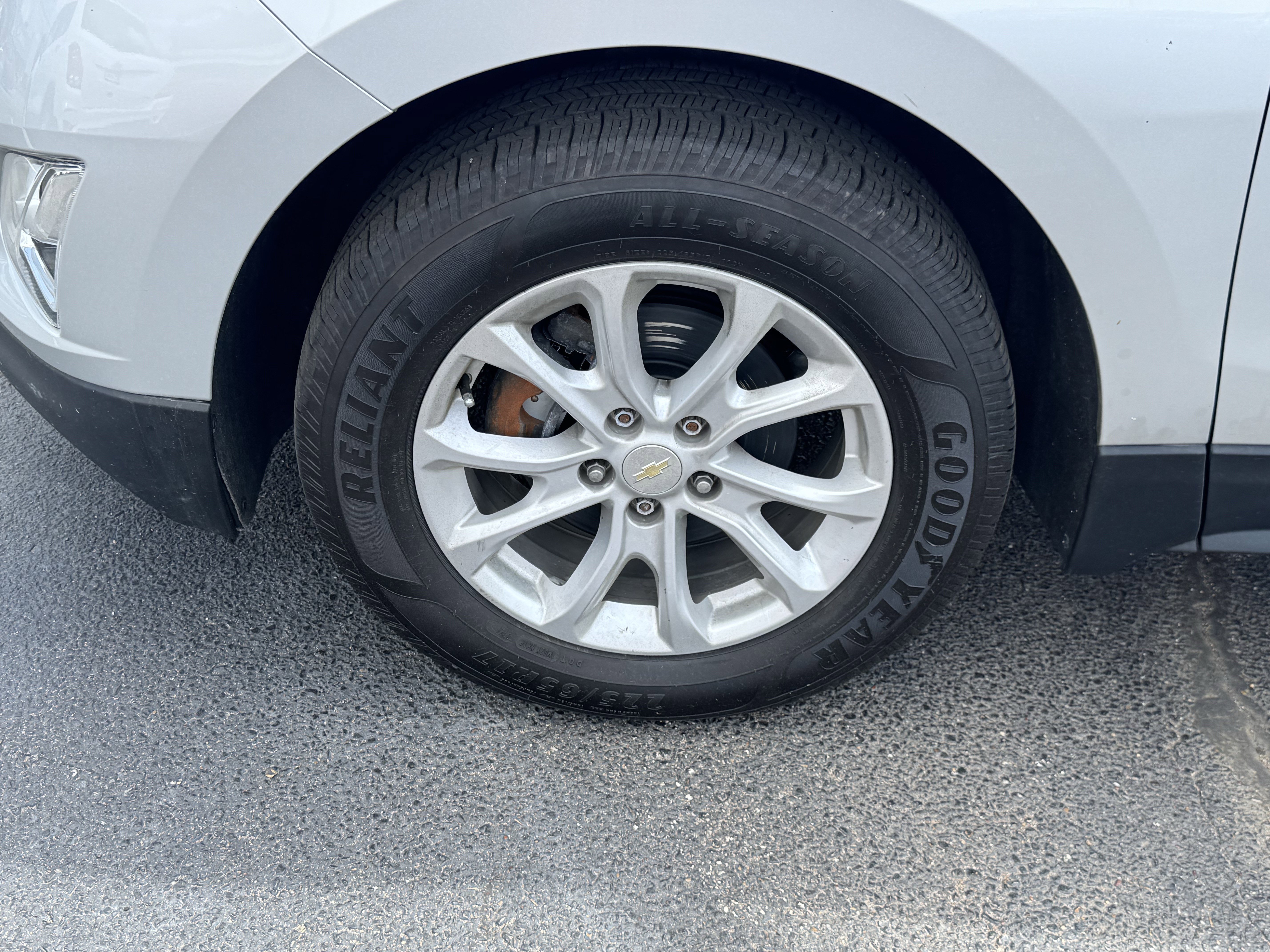 Used 2020 Chevrolet Equinox LT image 11