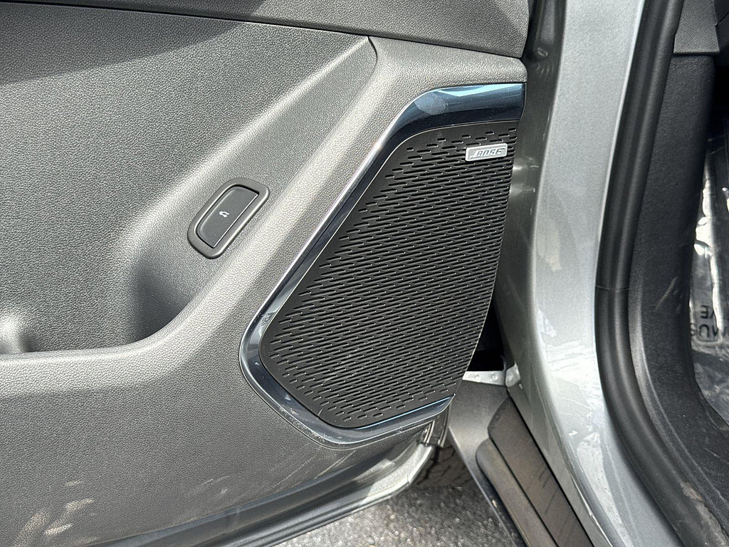 New 2027 GMC Acadia Elevation w/ Black Edition FWD image 19