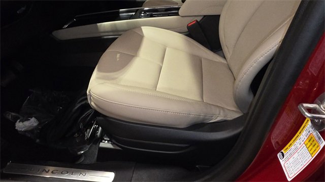 New 2026 Lincoln Corsair Reserve w/ Jet Appearance Package image 18