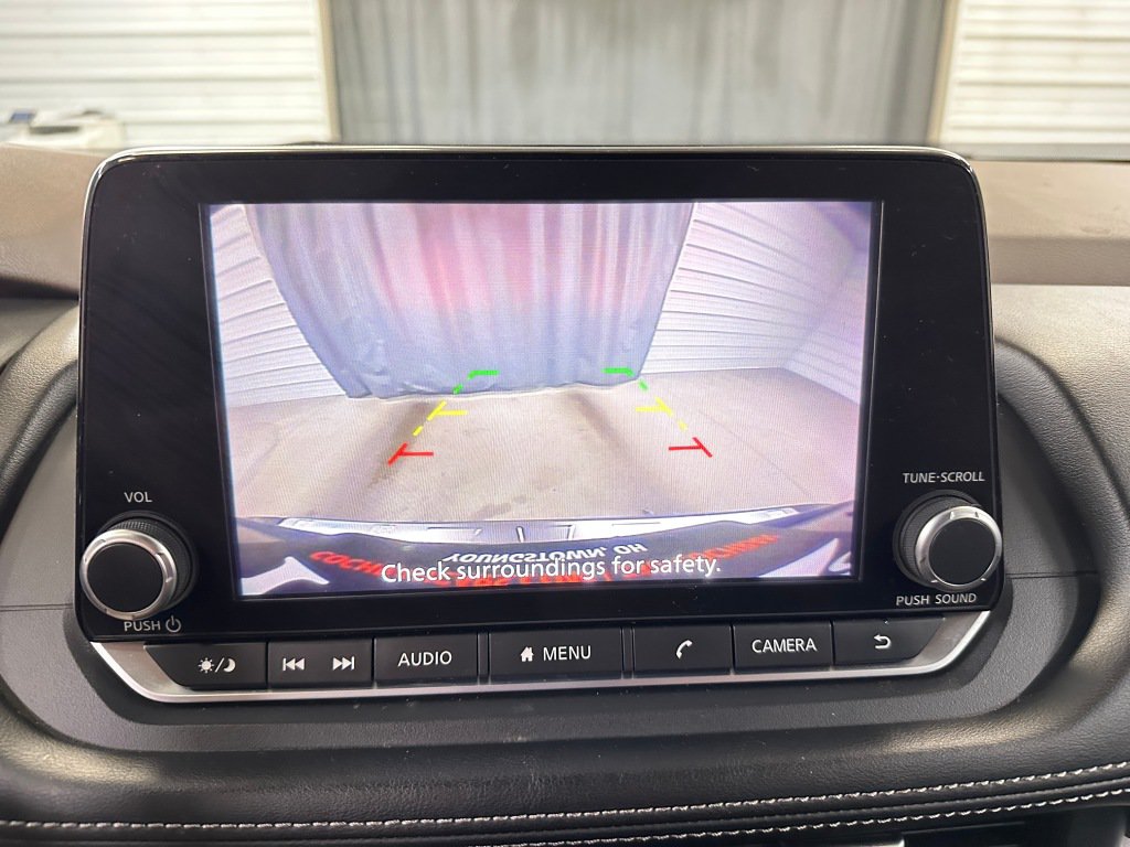 Used 2023 Nissan Rogue SV AWD/4WD image 13