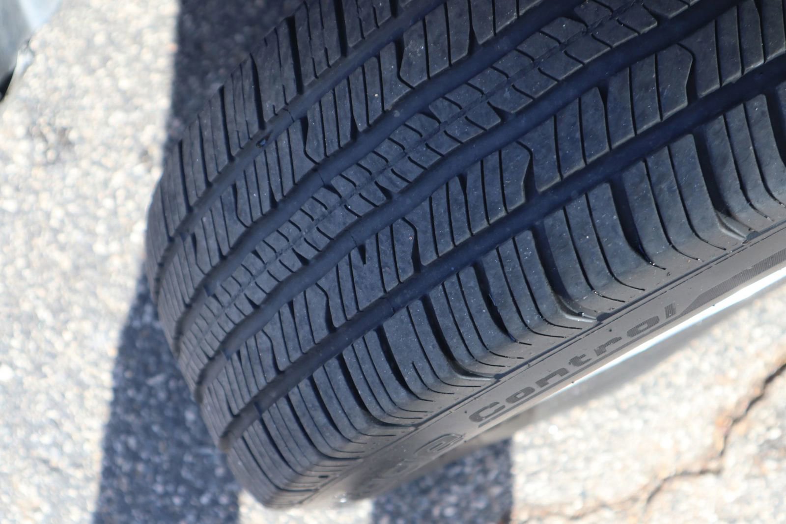 Used 2006 Ford Mustang Convertible image 25