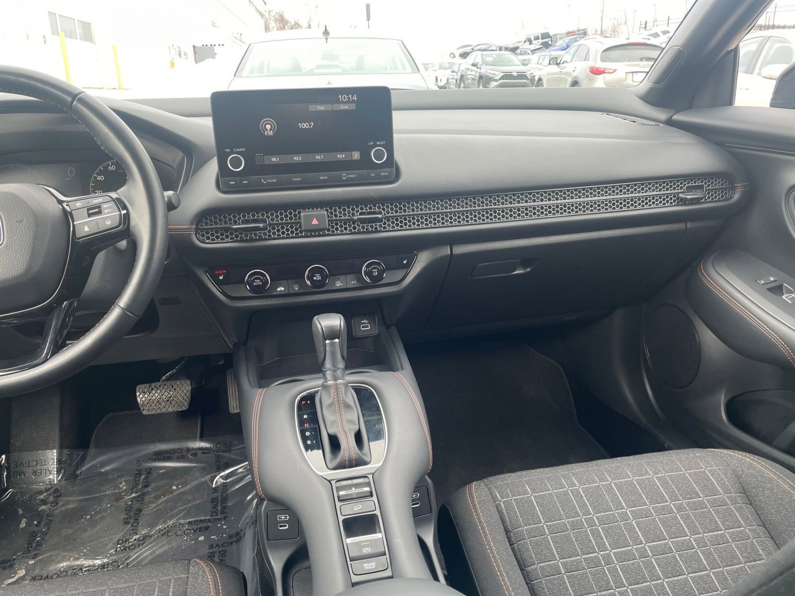 Used 2025 Honda HR-V Sport image 32