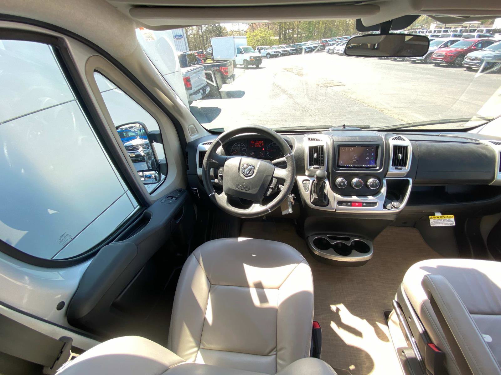 Used 2019 RAM ProMaster 3500 w/ Premium Appearance Group image 17