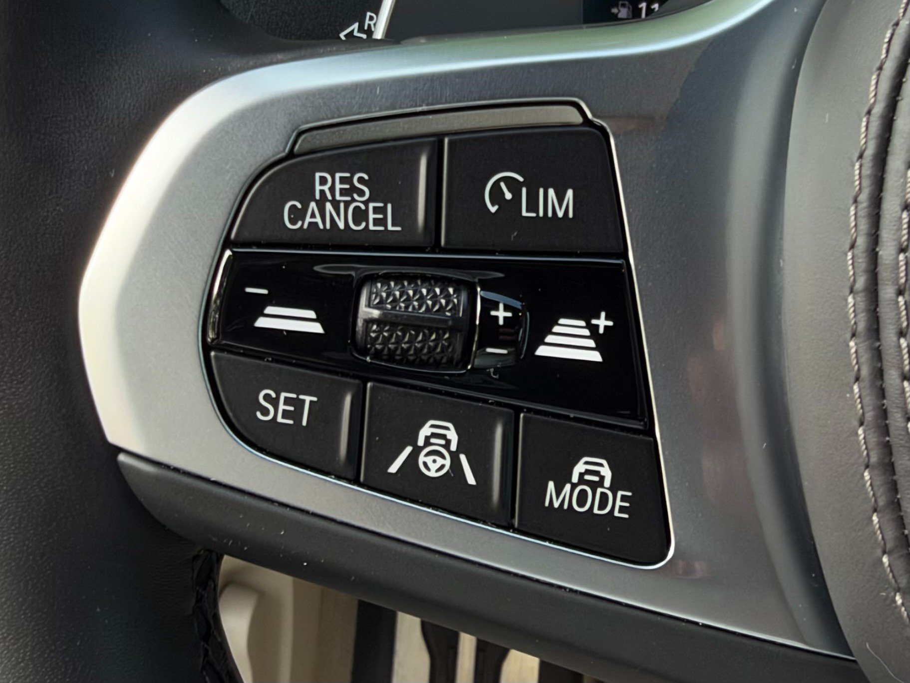 Used 2026 BMW 840i Coupe RWD image 29