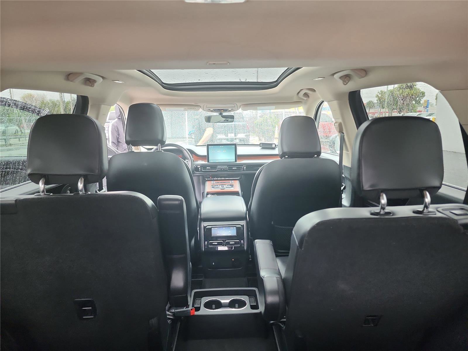 Certified 2021 Lincoln Aviator Reserve RWD image 21