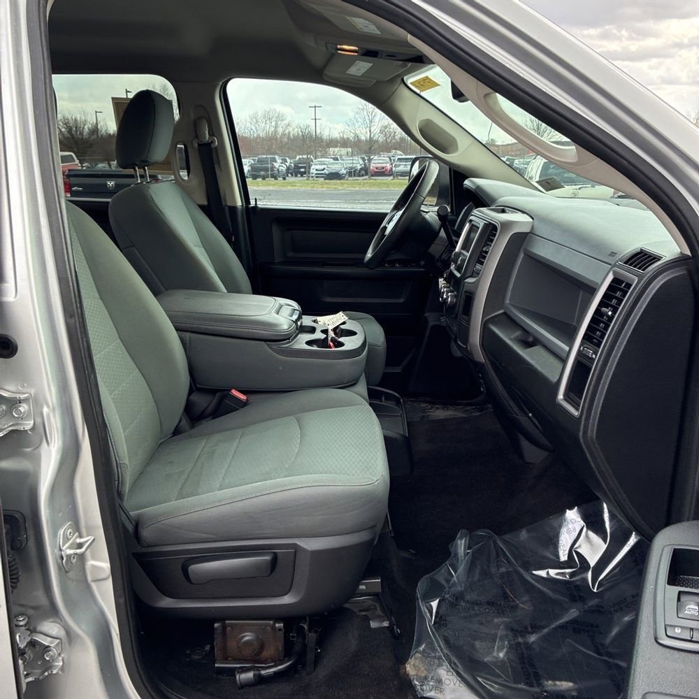 Used 2016 RAM 3500 Tradesman w/ Chrome Appearance Group image 8