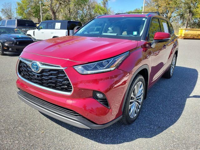 Used 2022 Toyota Highlander Platinum image 14