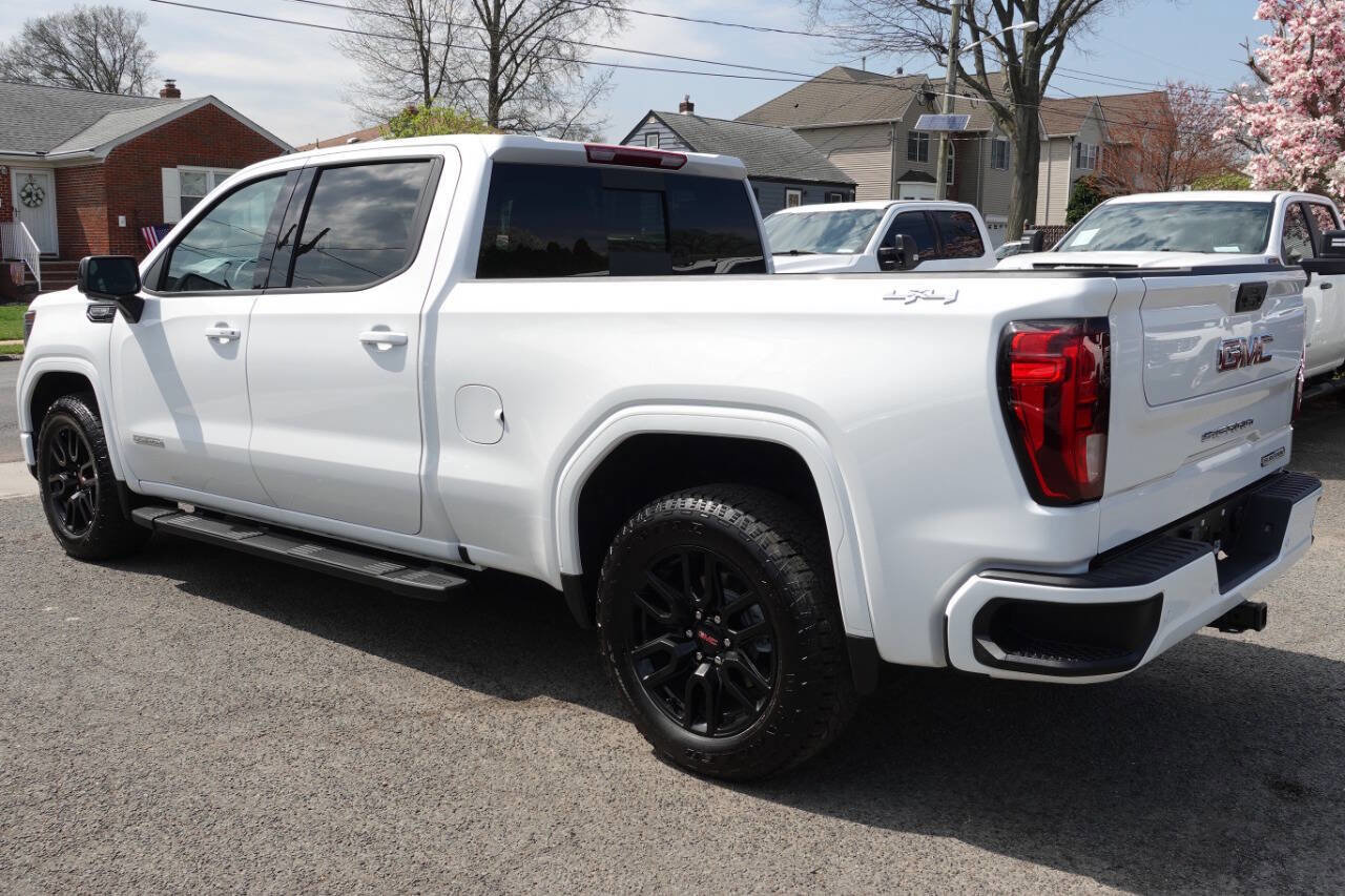 Used 2025 GMC Sierra 1500 Elevation w/ Elevation Premium Package AWD/4WD image 3