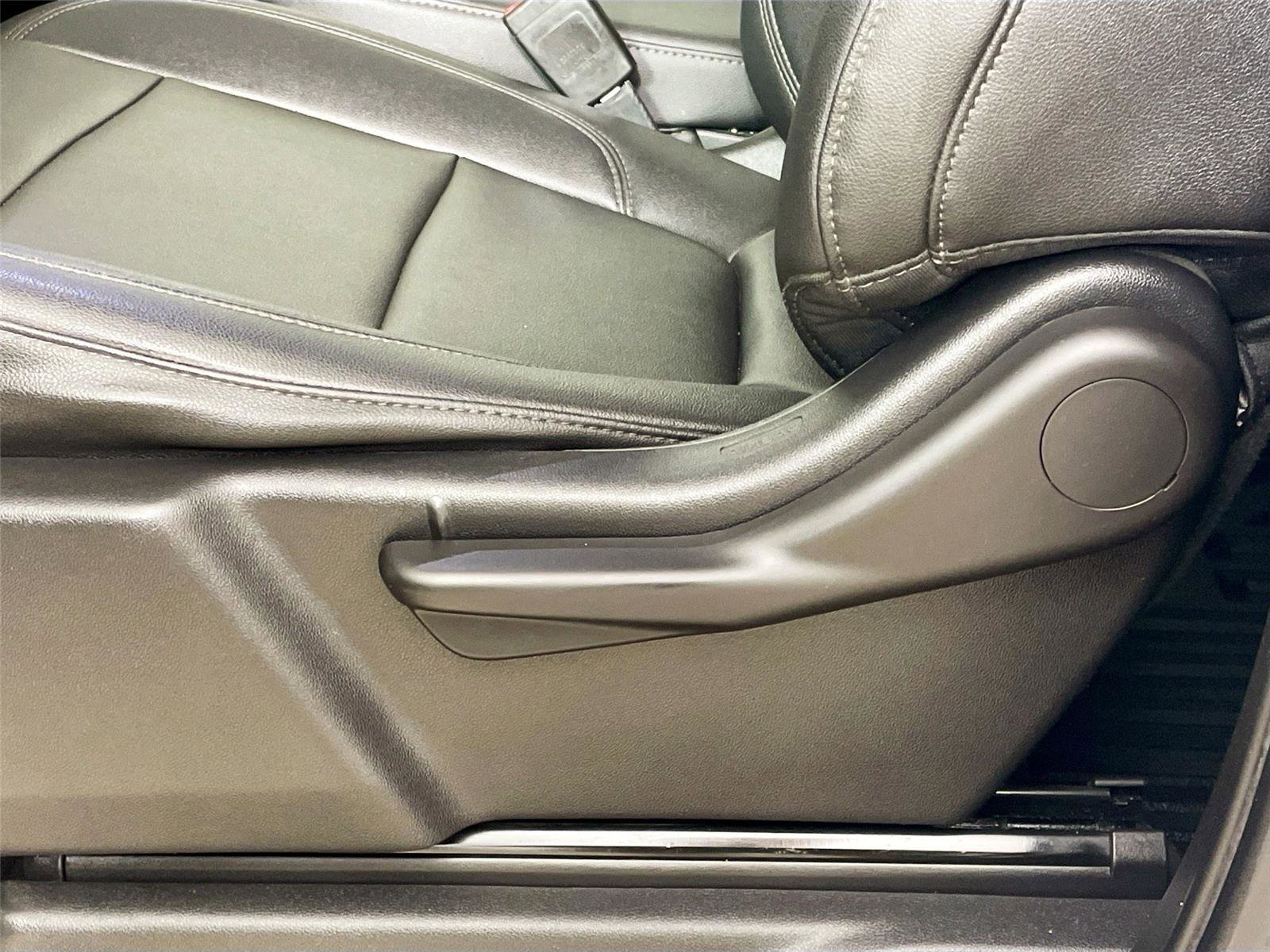 Used 2021 Chevrolet Silverado 1500 W/T w/ WT Value Package AWD/4WD image 20