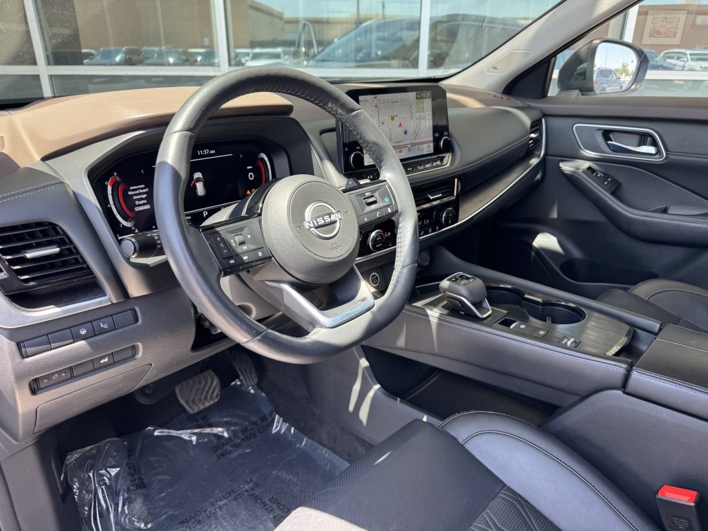 Used 2022 Nissan Rogue Platinum w/ Head-Up Display Package image 35