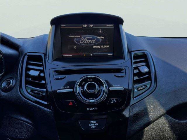 Used 2014 Ford Fiesta Titanium FWD image 30