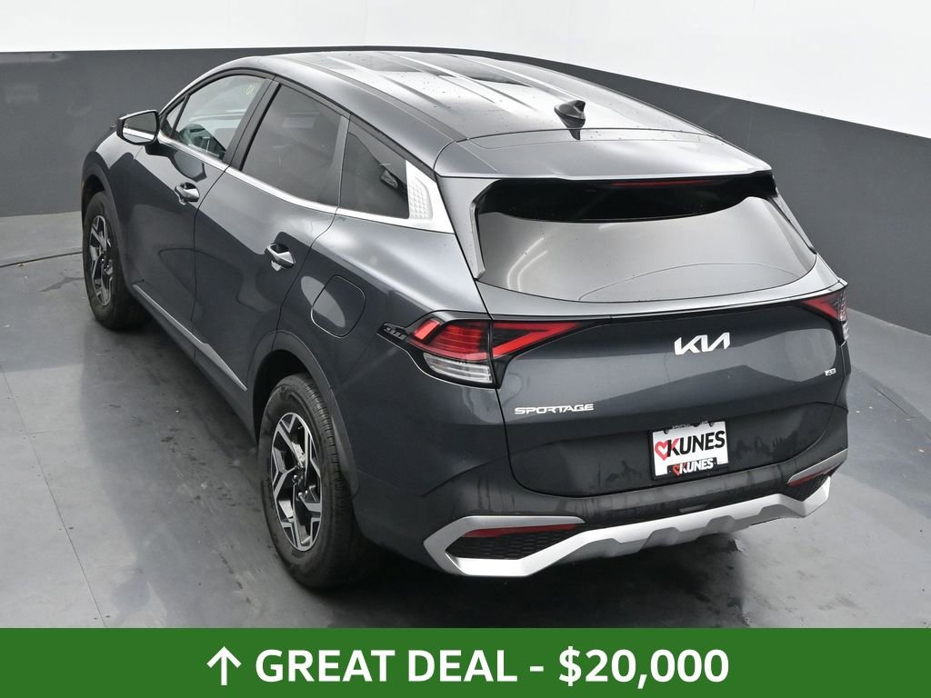 Used 2024 Kia Sportage LX image 37