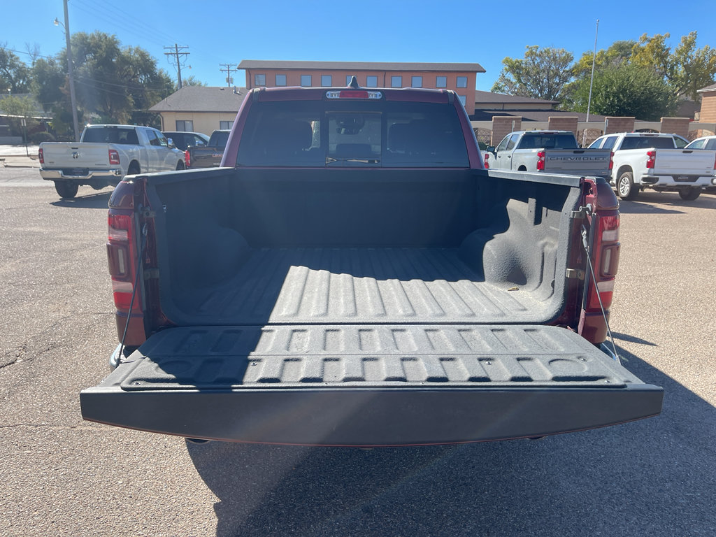 Used 2022 RAM 1500 Laramie AWD/4WD image 17