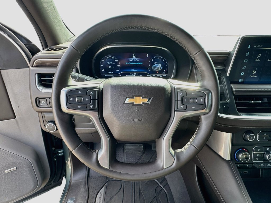 Used 2024 Chevrolet Suburban LT w/ Luxury Package RWD image 11