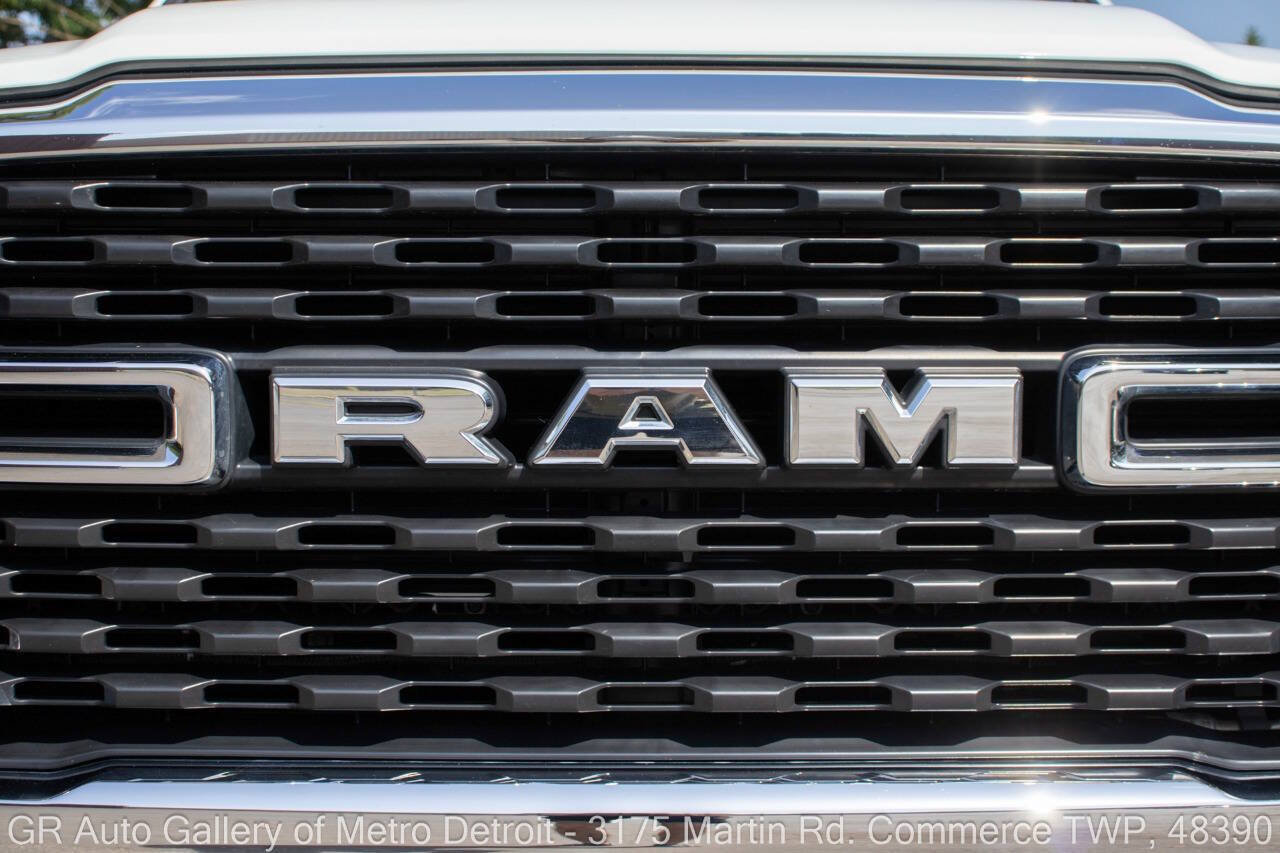 Used 2024 RAM 5500 SLT w/ Quick Order Package 2YG SLT AWD/4WD image 23