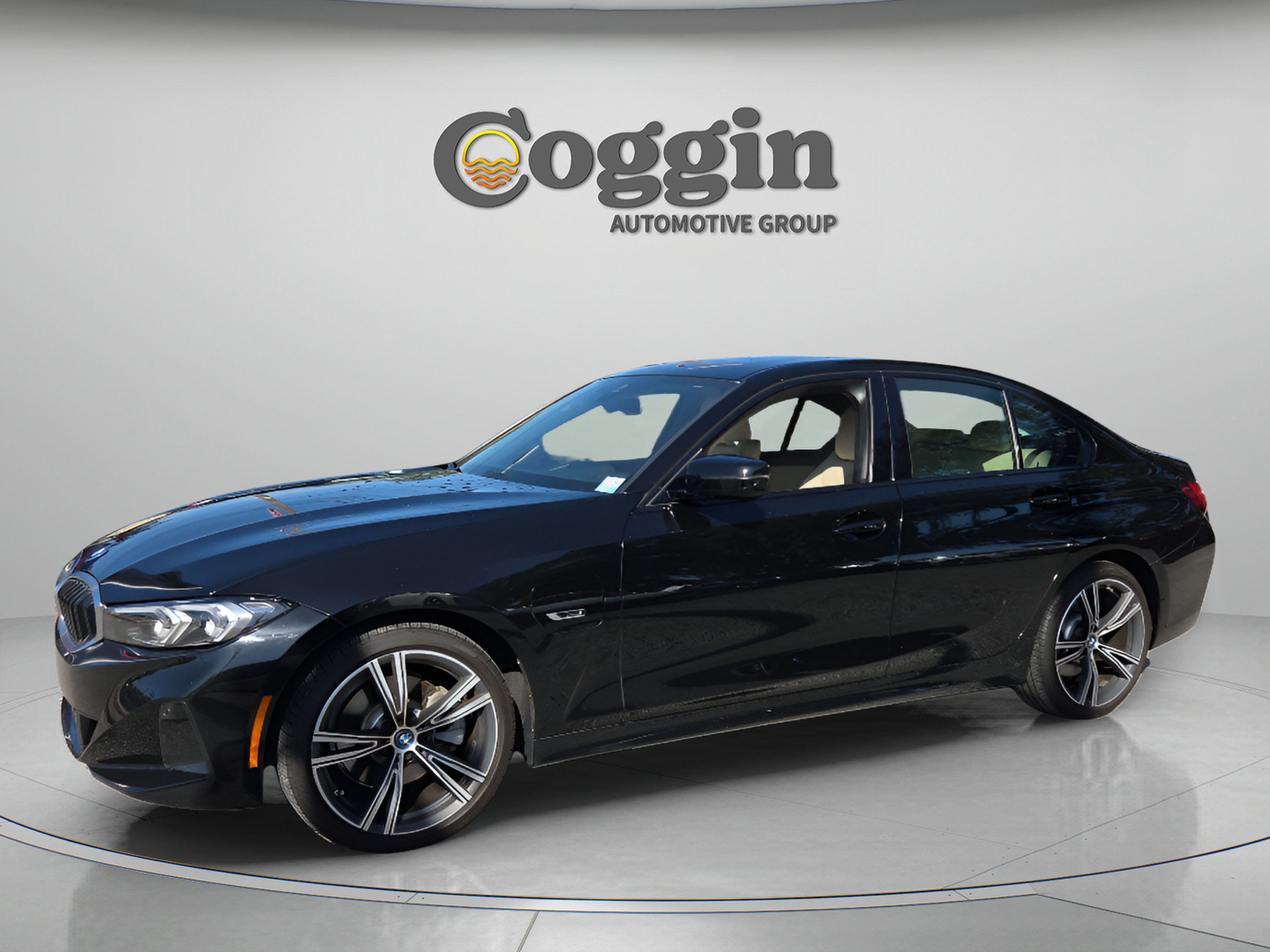 Used 2023 BMW 330e w/ Driving Assistance Package RWD image 1