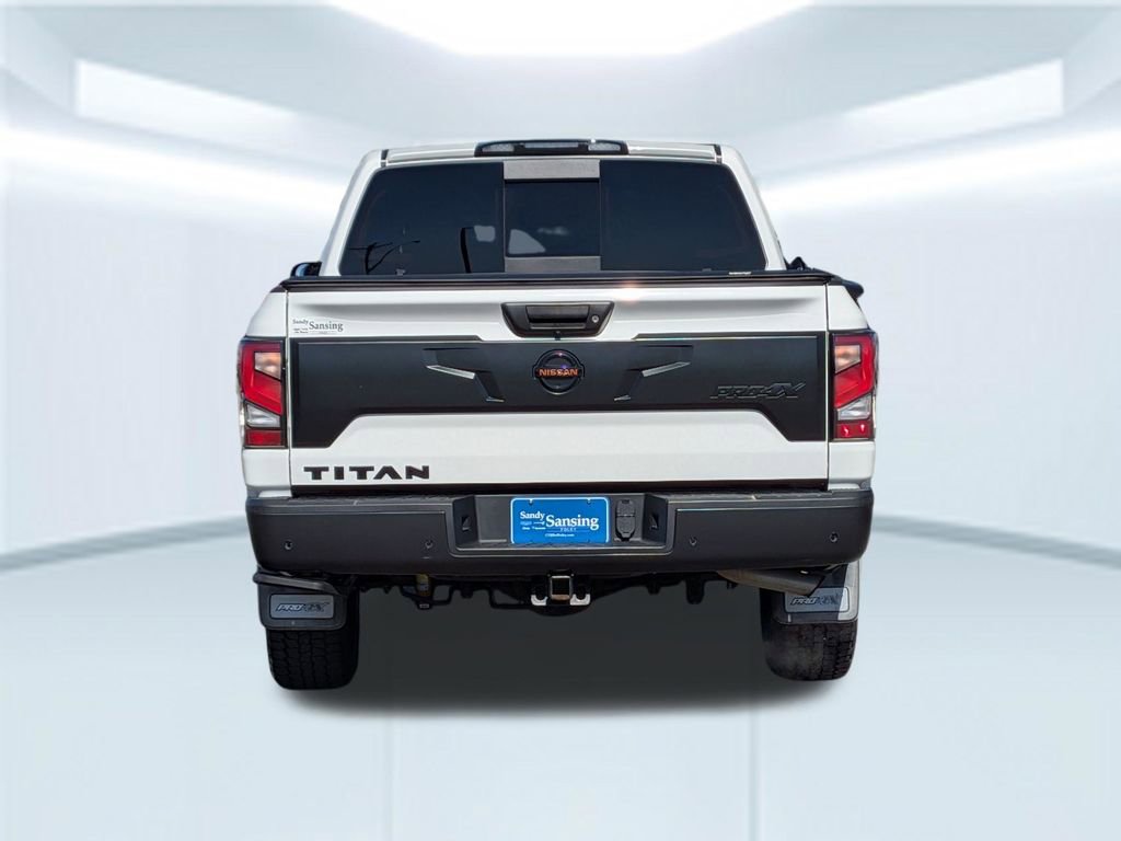 Used 2021 Nissan Titan PRO-4X w/ Pro-4x Convenience Package image 5