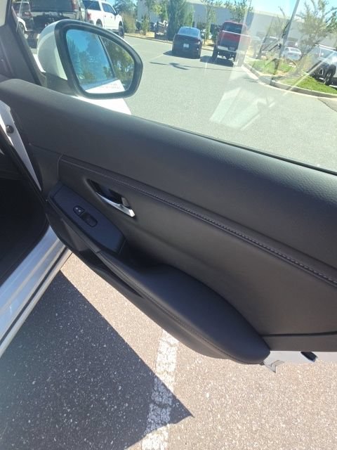 Used 2022 Nissan Sentra SV FWD image 34