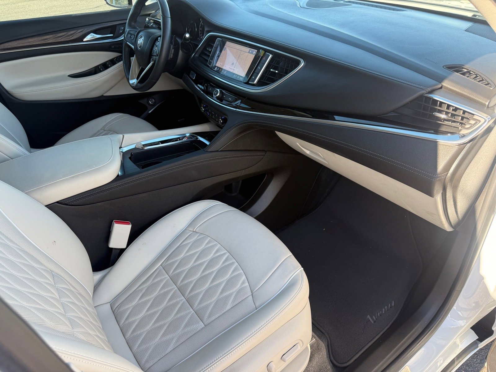 Used 2024 Buick Enclave Avenir w/ Trailering Package, 5000 lbs. image 32