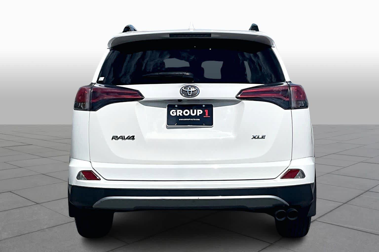 Used 2018 Toyota RAV4 XLE image 5