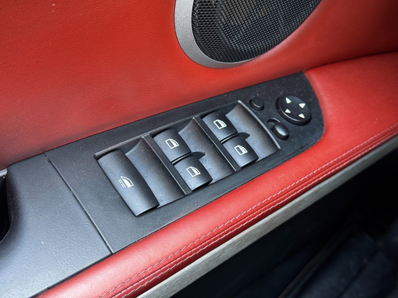 Used 2011 BMW M3 Convertible image 16