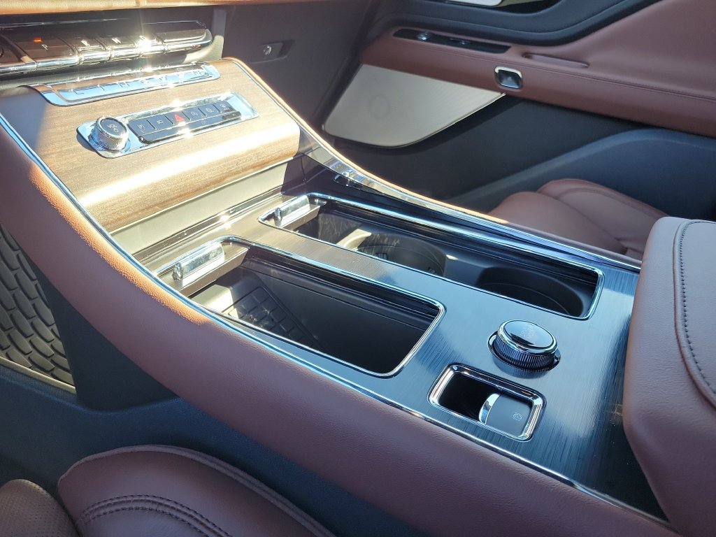 New 2027 Lincoln Aviator Reserve AWD/4WD image 29